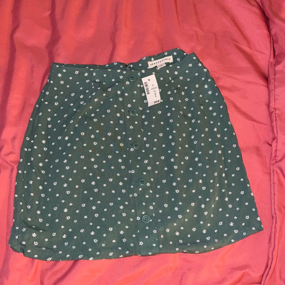Green Summer Skirt, NWT!